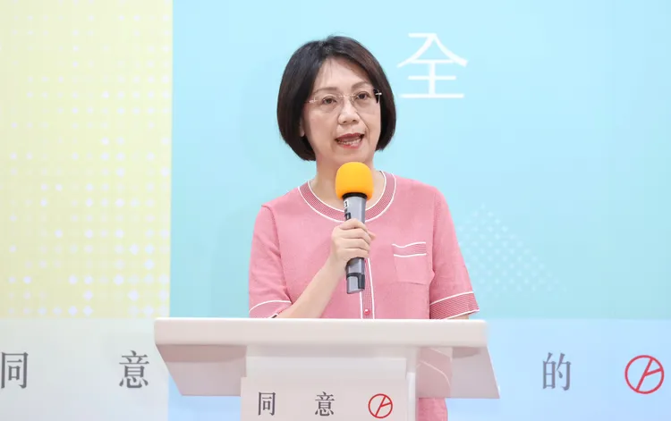 民眾黨核三延役公投正聲亮「同意，更好的台灣」記者會 國民黨立委翁曉玲。莊宗達攝