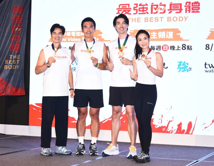 李興文（左起）、楊一展、錦榮和林芯儀今天出席新節目記者會。攝影中心攝