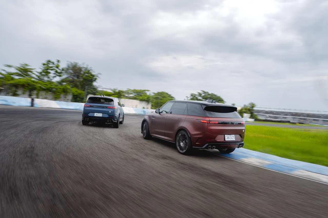 雖然Range Rover Sport SV Edition Two是一台徹頭徹尾的豪華SUV,但在賽道上卻能給駕駛帶來「可玩性」。JLR Taiwan提供
