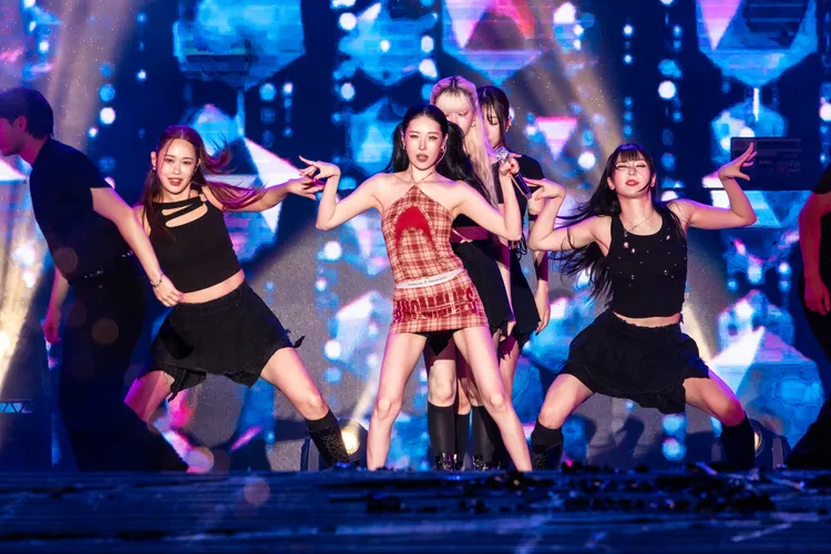 宣美綁起雙馬尾。讀者提供