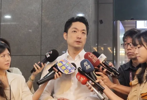 台湾关税20%!蒋万安批政府失职 再加汇率12%损失惨重
