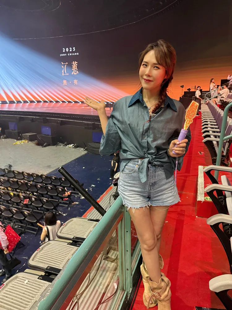 吳申梅以天后江蕙為永遠的偶像。喜上梅梢娛樂提供