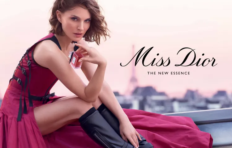 娜塔莉波曼拍攝Dior全新MISS DIOR極緻香精形象廣告。品牌提供