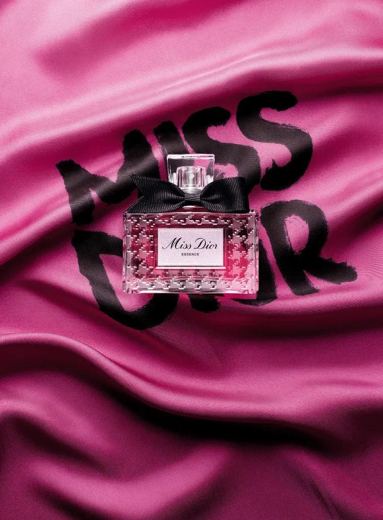 Dior全新MISS DIOR極緻香精，35ml／4100元、50ml／5250元、80ml／7550元。品牌提供