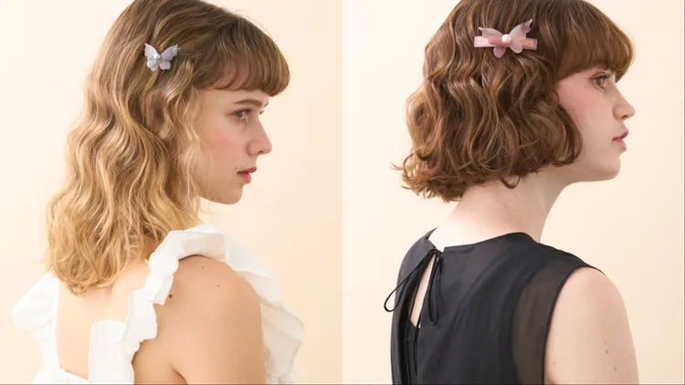 亞歷山卓莫內珍珠蝴蝶豆扣夾（左）3400元、莫內珍珠蝴蝶仕女夾（右）3800元。品牌提供