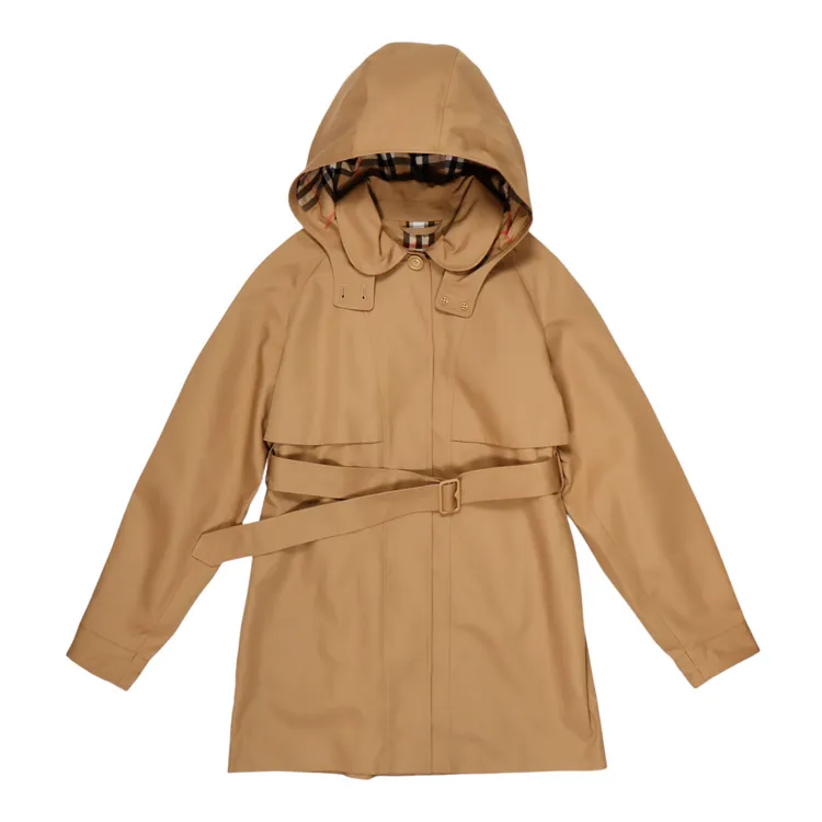 Burberry Kids連帽風衣外套，2萬7900元。微風提供