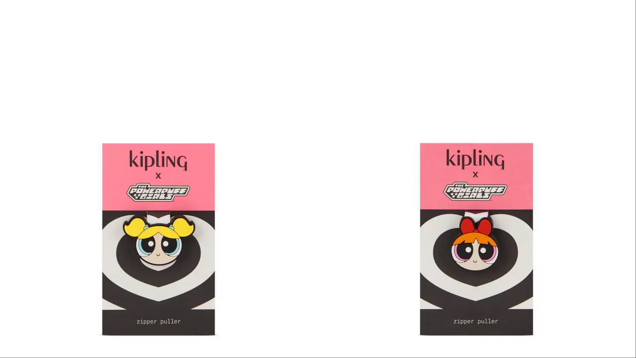 Kipling x 飛天小女警聯名系列造型拉鍊扣,各350元。品牌提供