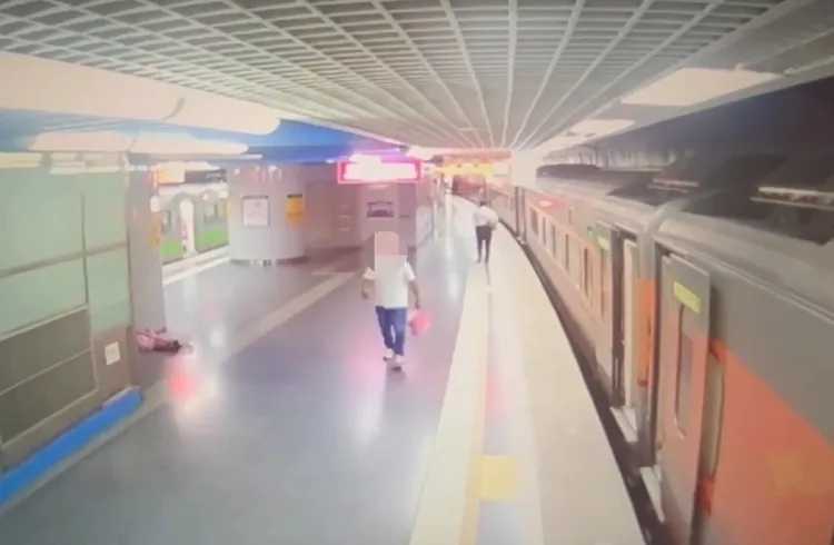 嫌犯轉乘火車逃逸。警方提供