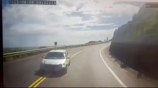 台2線過彎衝對向!轎車逆撞砂石車釀1死 驚悚瞬間曝光