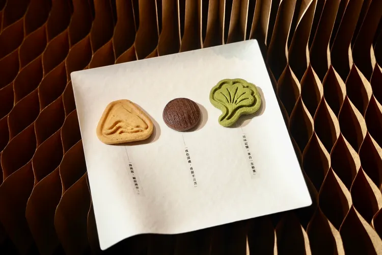 紅烏/金萱布列塔尼酥餅、造型餅乾500元。業者提供