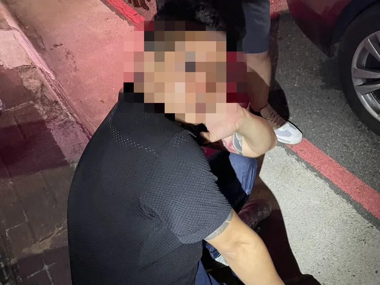 警方逮捕嫌犯。中壢警分局提供