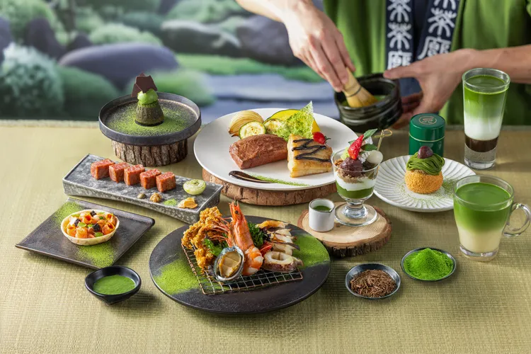 即日起至8/15前往「陶板屋」、「藝奇」或「阪前」任一品牌門店用餐，可獲得三品牌的現金抵用券，總價值500元。王品集團提供