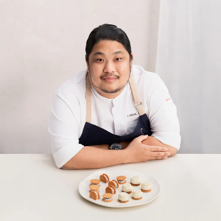 煙波國際觀光集團表示，此次合作由史金福主廚親自設計兩道限定甜點，打造兼具藝術美感與風味深度的秋日甜點體驗。煙波國際觀光集團提供