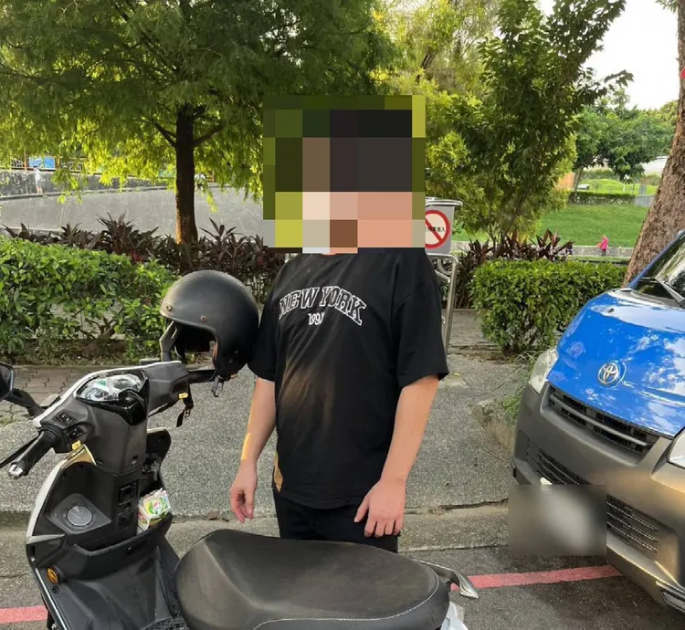 在娃娃機店點火燒毀3台機台的許姓男子到案，供稱是點蚊香不慎著火。民眾提供