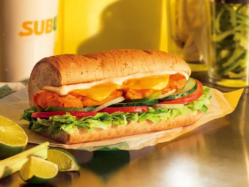 SUBWAY台灣獨家口味「泰式檸檬雞潛艇堡」登場 加39元多一塊雞腿排