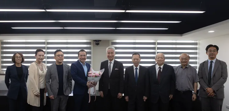 三立斥資52.85 億元取得大同6.07%股權，大同公司(2371)今召開臨時董事會並發布重訊，推舉三立電視董事長張榮華，接任董事長一職，新人事令20日生效。大同提供