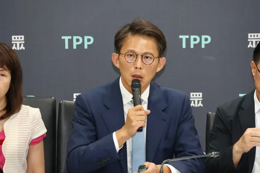 轟關稅談判黑箱!民眾黨:卓榮泰赴立院專案報告、8/4召集協商
