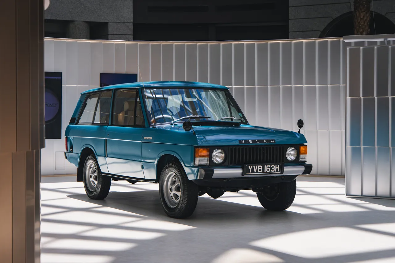 本次展演特地由英国原厂空运来台、首次展出的经典传奇Range Rover Classic Prototype No.17原型车。业者提供