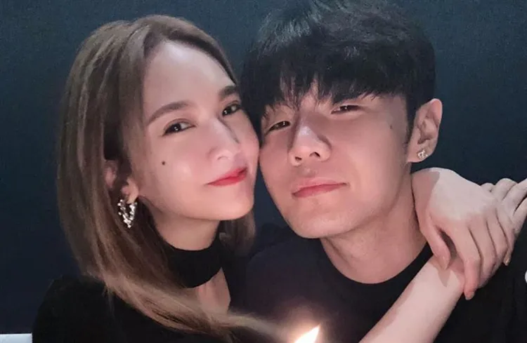 楊丞琳和李榮浩恩愛羨煞眾人。翻攝IG