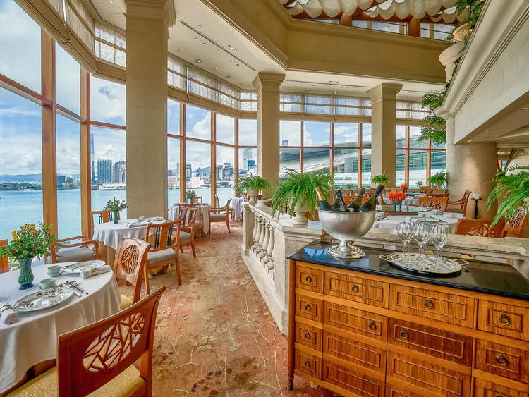 香港君悅港灣壹號One Harbour Road餐廳景色。台北君悅酒店提供