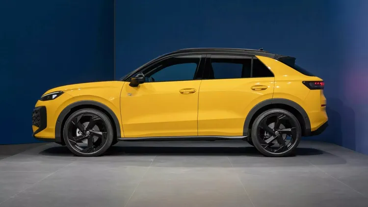 全新T-Roc車長增加122mm，軸距也增加28mm，提供更實用的乘坐與置物空間。原廠照片