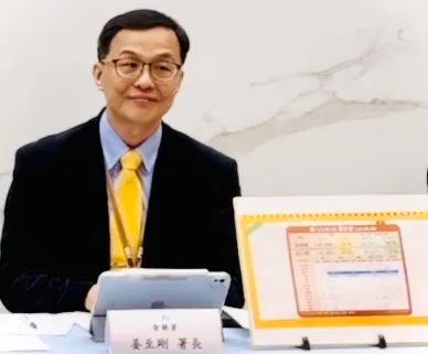 食藥署員工偷拍公文PO網公審王鴻薇 署長姜至剛道歉:記過處分