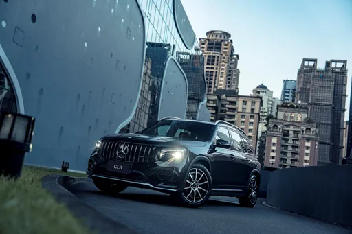 Mercedes-Benz GLB、GLC 43与SL 43 新年式升级登场