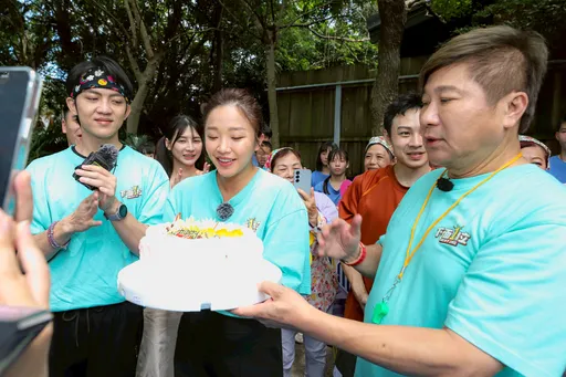 賴慧如提前慶29歲生日 胡瓜、阿翔錯愕要幫付房貸