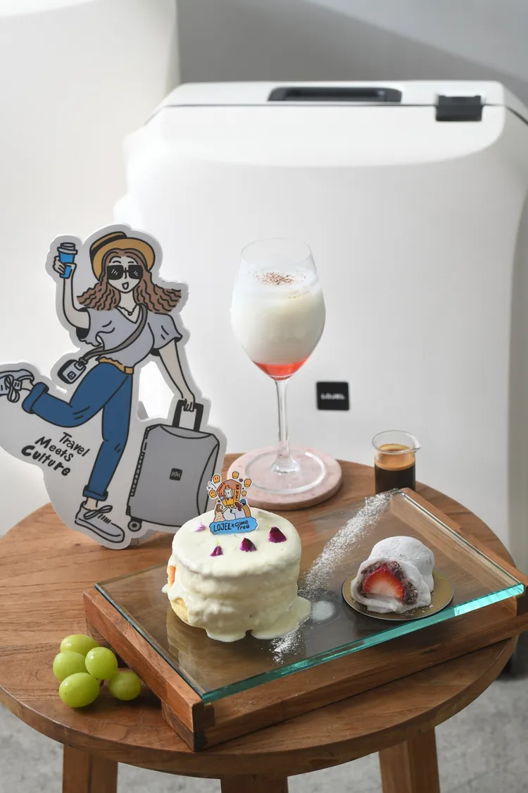 度過一段悠閒甜美又充滿時髦氣息的午後時光，正如LOJEL為日常穿搭注入的靈魂：簡單、純粹而充滿質感與品味。業者提供