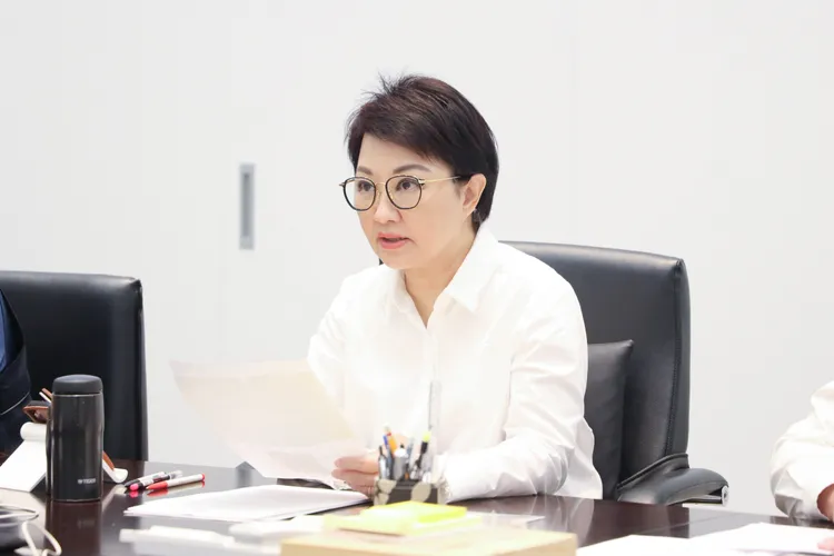 台中市長盧秀燕今邀集中台灣8縣市首長召開中台灣區域治理平台線上會議。市府提供