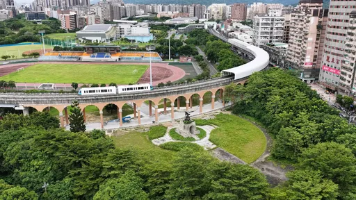 捷運三鶯線進度逾九成「站站公共藝術」 侯友宜緊盯:年底如期如質完工
