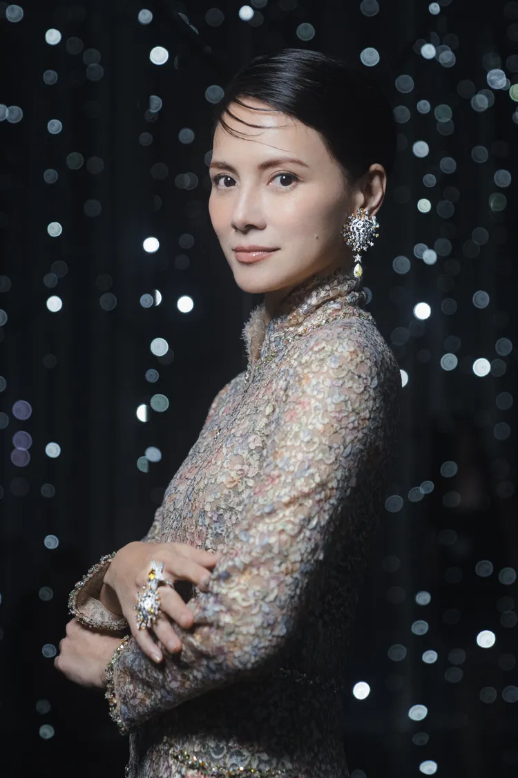 李心潔來台鑑賞香奈兒「Reach For The Stars」頂級珠寶。品牌提供