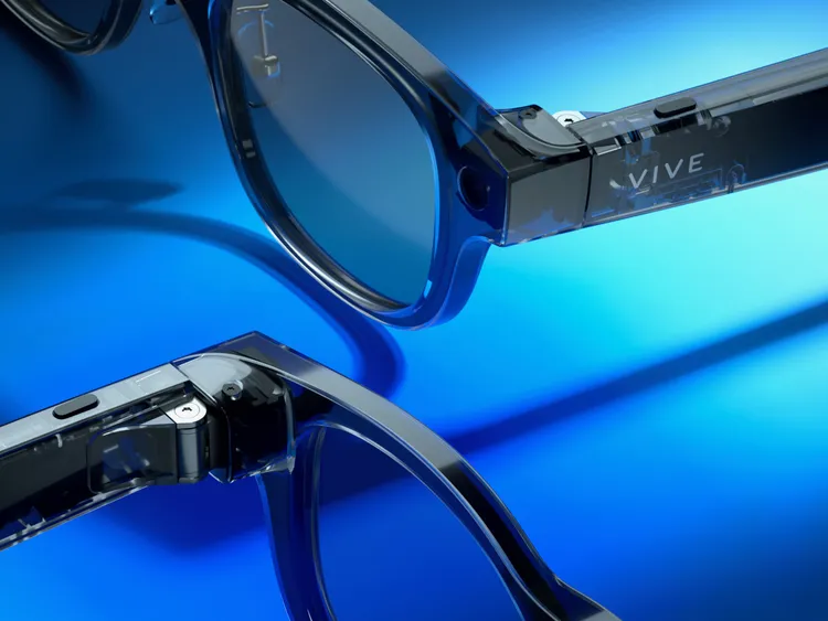 HTC VIVE Eagle鏡架提供黑、紅、咖啡、灰四種顏色選擇。HTC提供