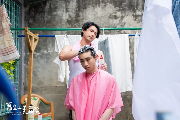 連晨翔與章廣辰在戲裡攜手尋找真相。TVBS提供