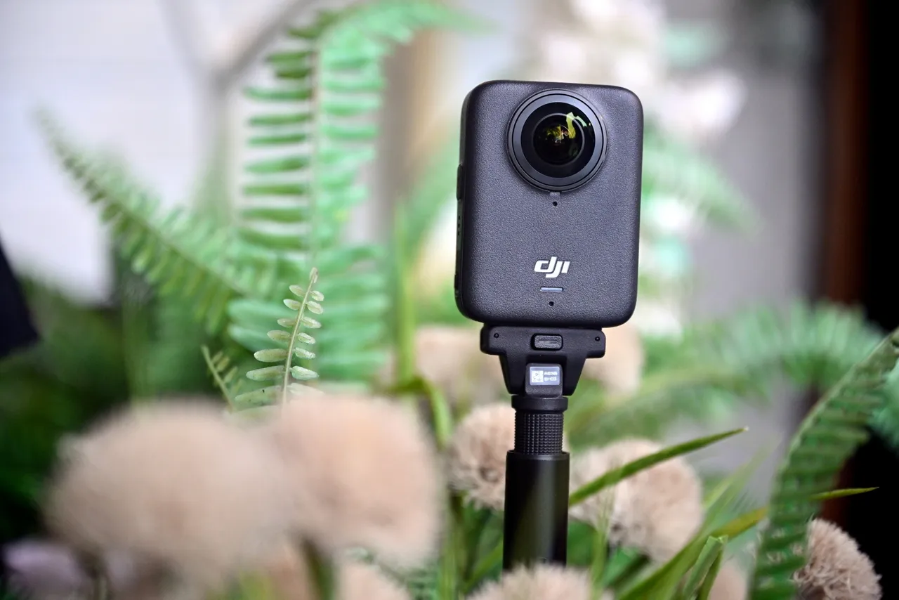 DJI Osmo 360透过OsmoAudio™ 生态系统免接收器直连两组DJI麦克风发射器。DJI提供
