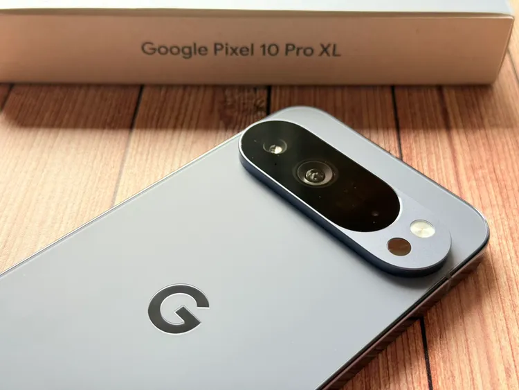 鏡頭仍維持一貫水平橫向設計。趙筱文攝