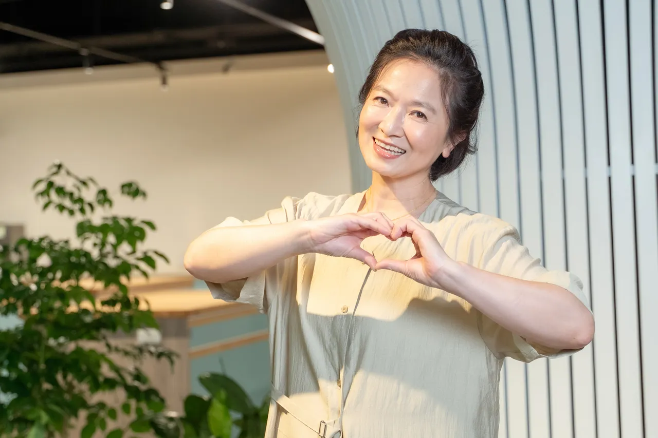 谢琼煖说要在跟屈中恒合作他完全ok。大爱提供