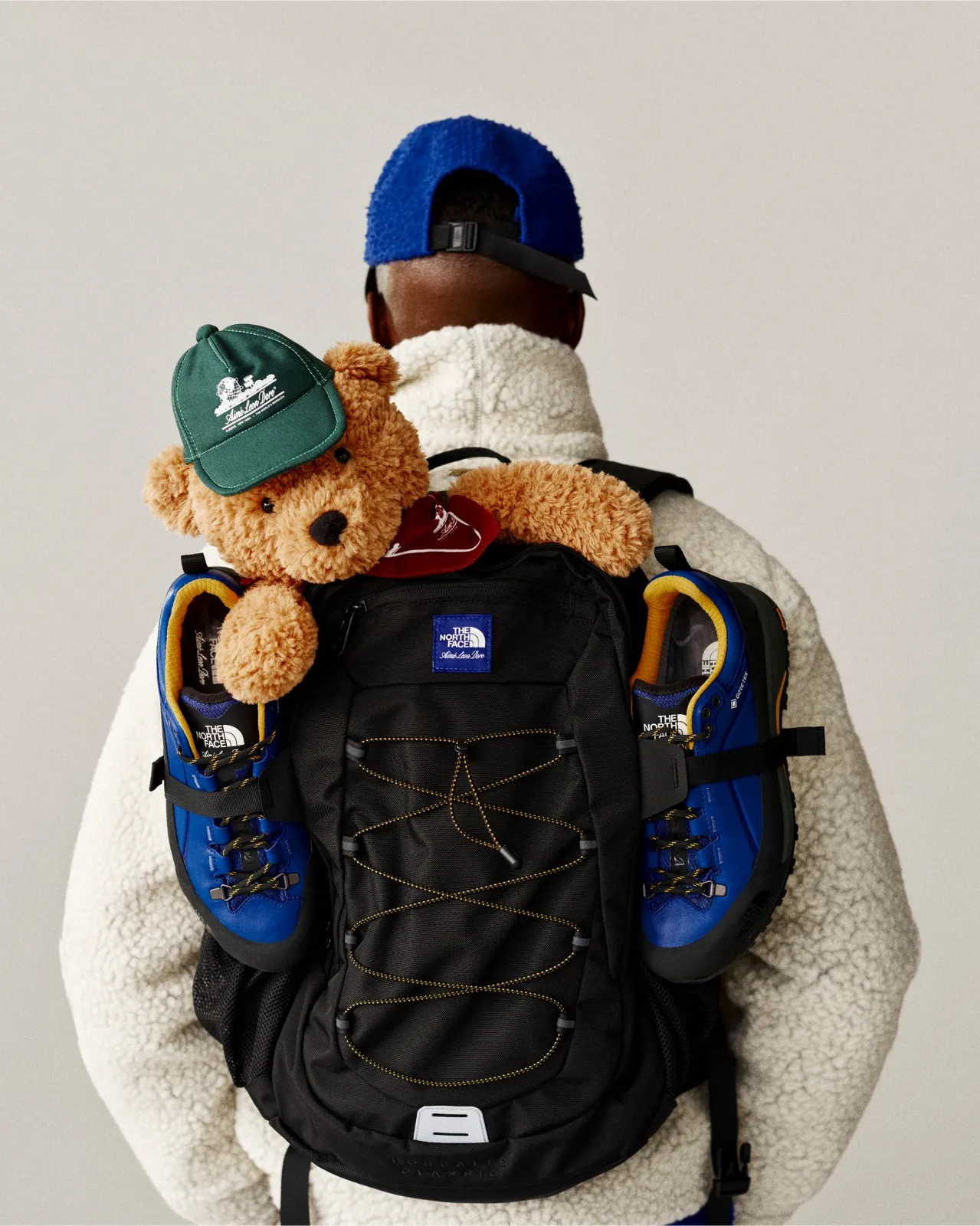 The North Face X Aimé Leon Dore聯名系列以同步推出後背包、登山鞋等配件。品牌提供