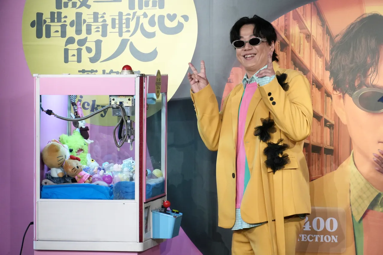 萧煌奇开心分享专辑新歌。彭欣伟摄