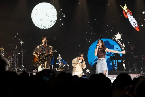 告五人回归Live House千张门票万人抢!首场回母校热唱泪洒起点