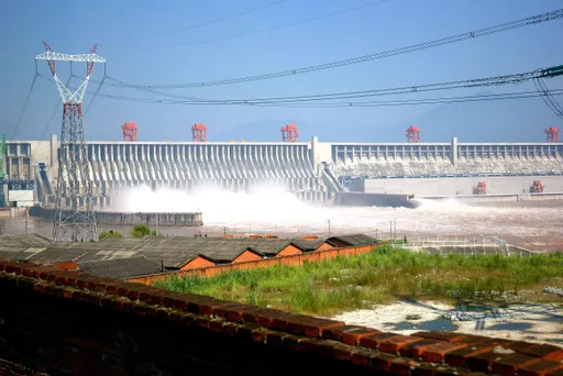 中国7月用电量突破1兆度 号称创全球纪录