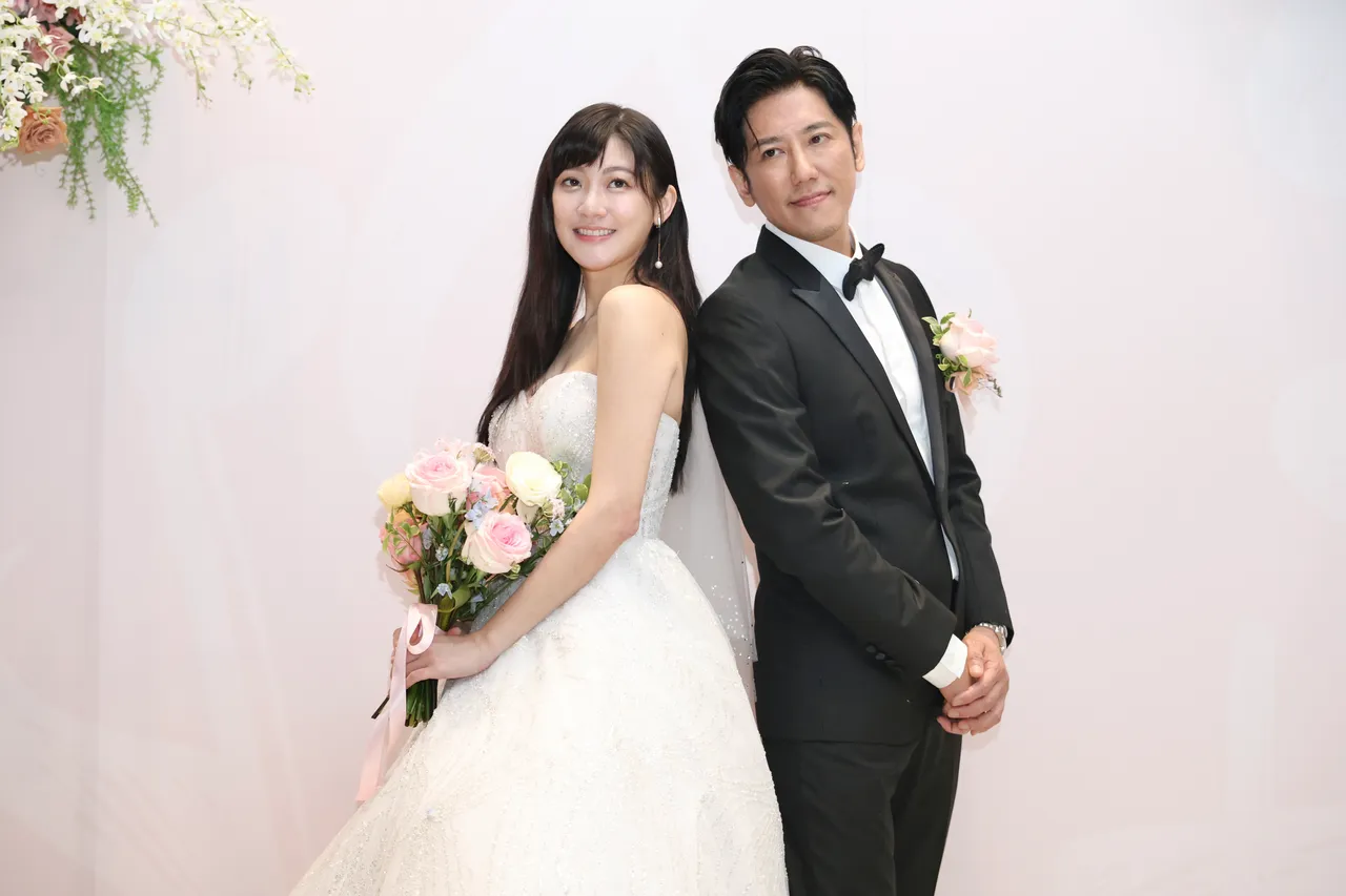 林逸欣和老公今天办婚礼心情都很轻松。彭欣伟摄影
