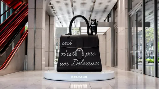 Delvaux超巨大Brillant手袋空降東區 台灣黑熊俏皮入鏡萌翻
