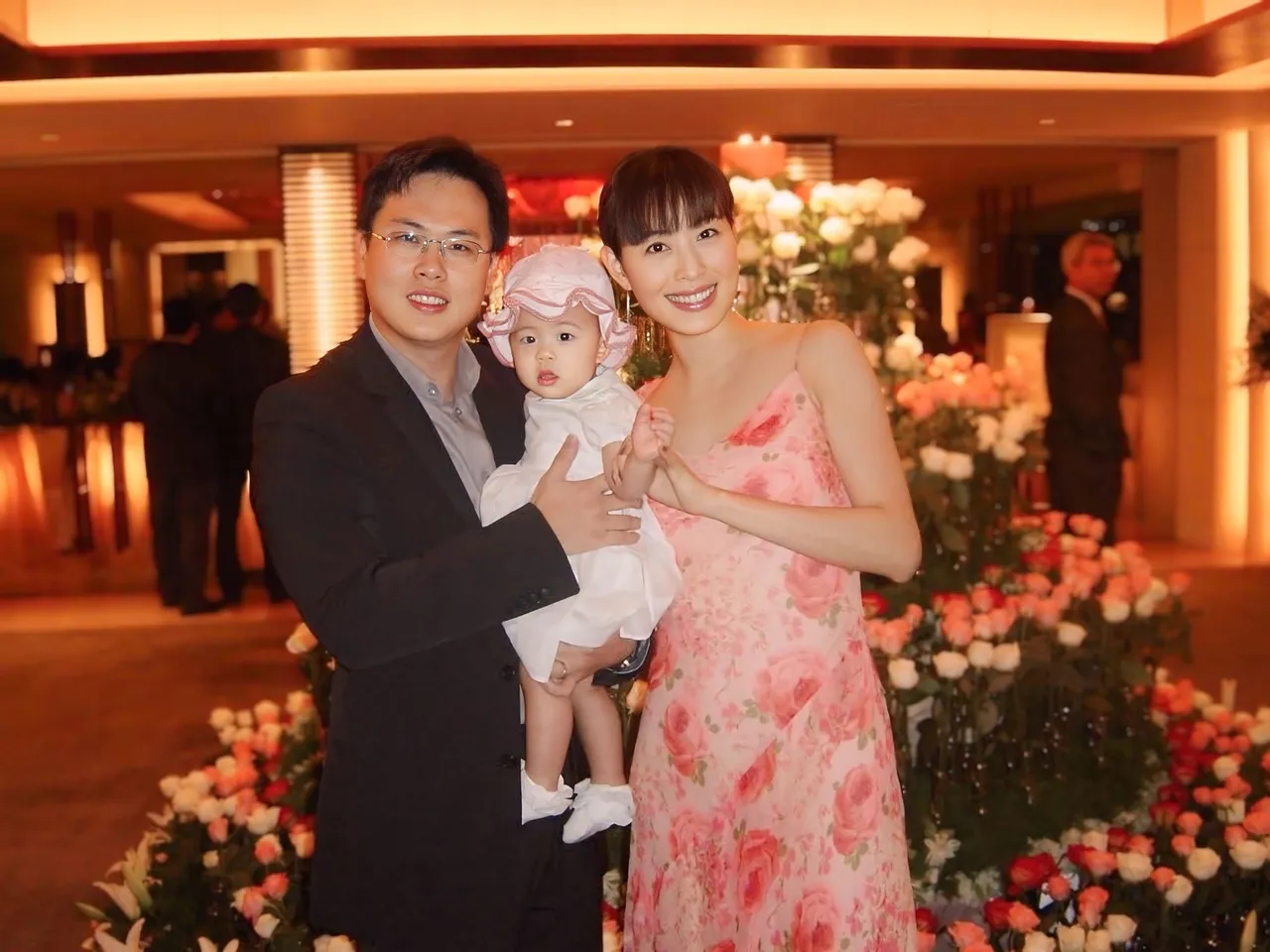 贾永婕曾秀出女儿小时候照片。翻摄贾永婕脸书