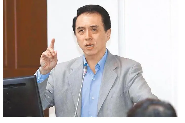 陳學聖直言，民眾黨要壯大可先從民代壯大起，「不要一開始就要一線直轄市」。翻攝陳學聖臉書