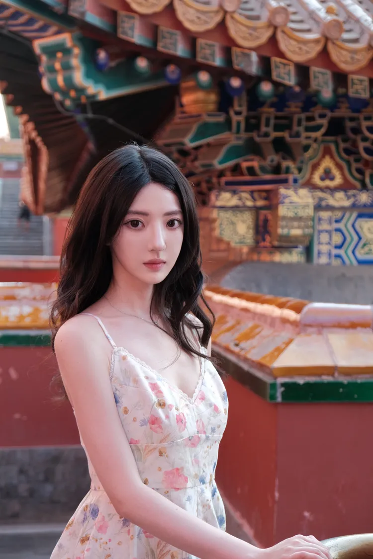 許荔莎宣稱是許凱前女友。翻攝許荔莎微博