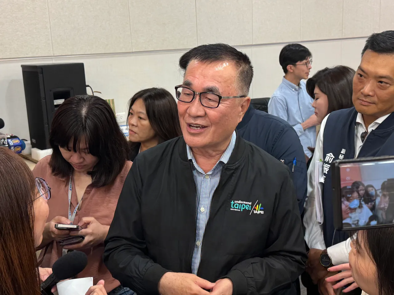 台北市副市长李四川是否将投入2026新北选战,备受瞩目。张彩茜摄