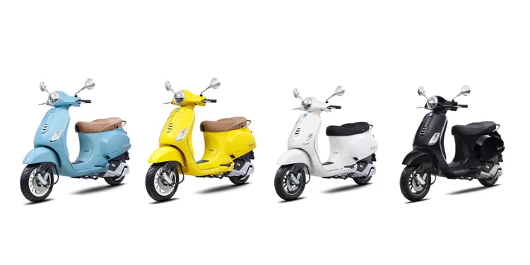 Vespa LX 125 (由左至右)天空藍、含羞草黃、雪地白、魅影黑。業者提供