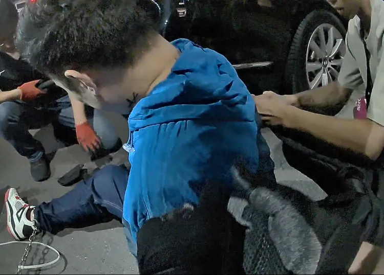 「76行者」前總召陳修將打死小三，棄保逃亡後，今年5月間落網。翻攝畫面