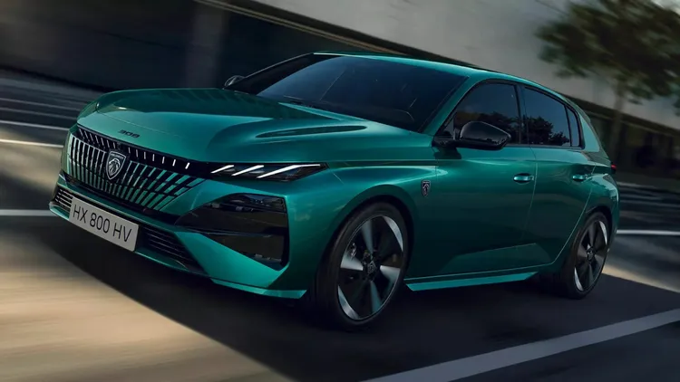 全新前保桿設計也更強調空氣力學導流，並搭配新款 17、18 吋鋁圈。原廠照片